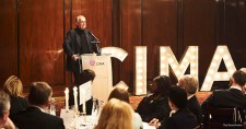 Former Unilever CEO Paul Polman, HonFCMA, speaks at the Centenary Dinner.